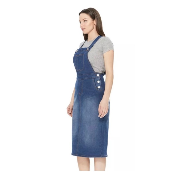Dresses & Skirts - Denim Blue Wash Overall Jumper Dress